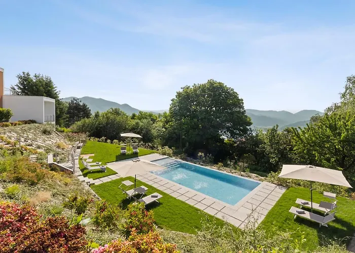 Conca With Pool Apartament *