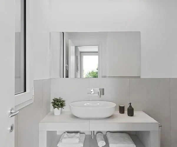 Apartament Conca With Pool